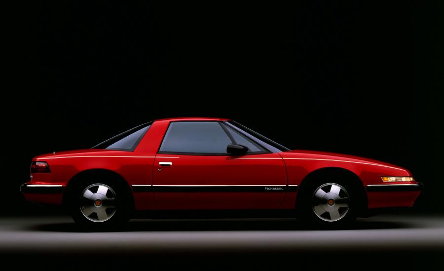 Buick Reatta 1988 года  (фото 11 из 11)